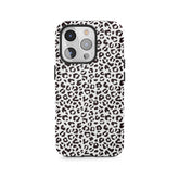 Delikatne plamki różu